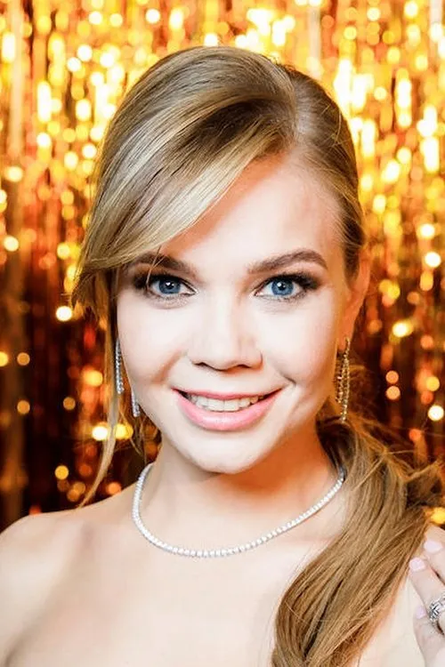 ??????? ????????? ha trabajado con Алла Михеева en 2 ocasiones