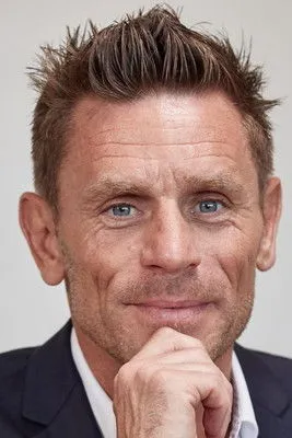 Allan Nielsen en su biografía y filmografía