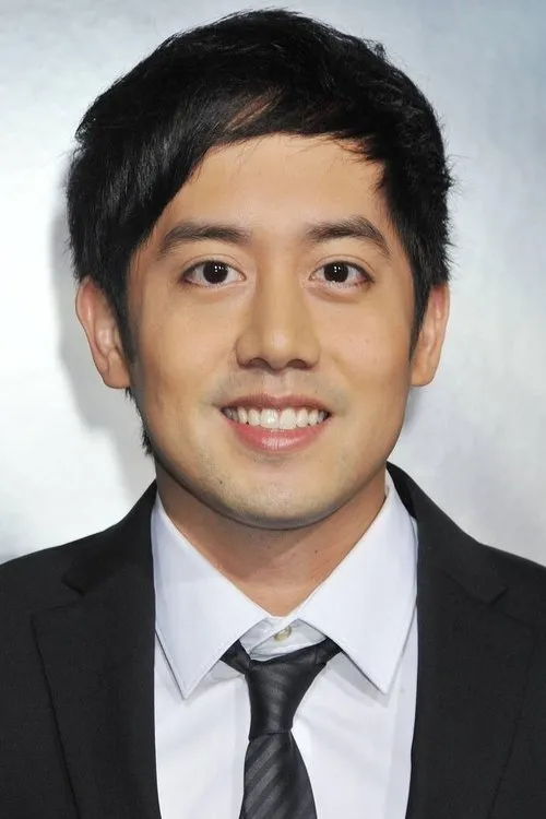 Allen Evangelista interpretando a Ed