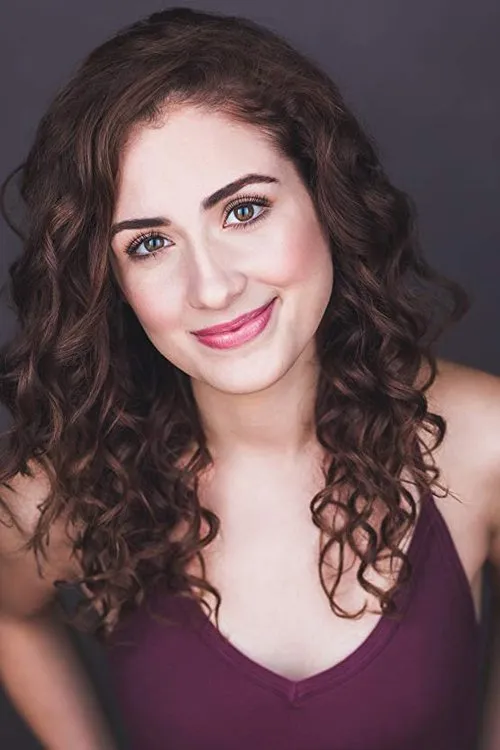 Allison Strong interpretando a Leah