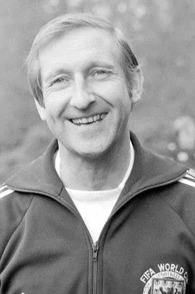 Ronnie Beharry ha trabajado con Ally MacLeod en 1 ocasiones