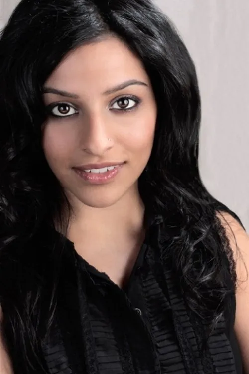 Gordon Tipple ha trabajado con Almeera Jiwa en 1 ocasiones