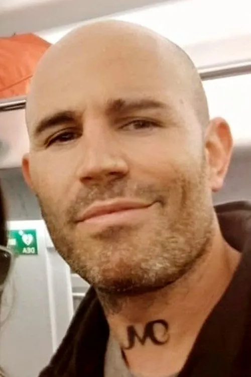 Alonzo Ward interpretando a Jacob