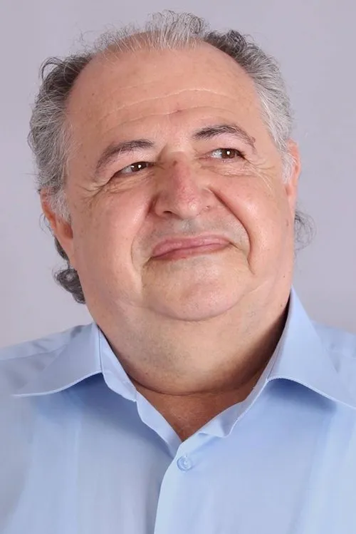 Alptekin Ertürk en su biografía y filmografía