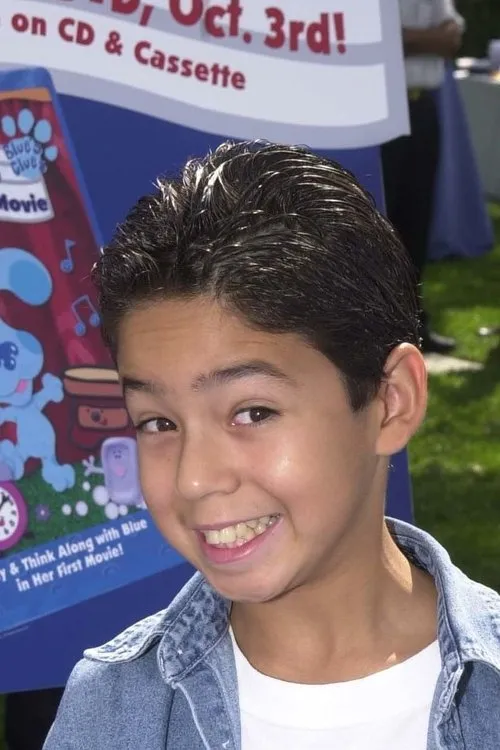 Alvin Alvarez — personaje: Larry Garcia