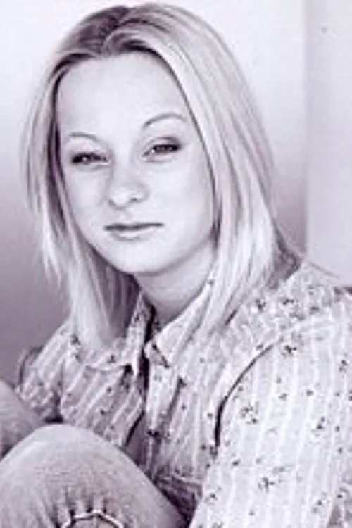 Lynn Woodman ha trabajado con Amanda Hiebert en 1 ocasiones