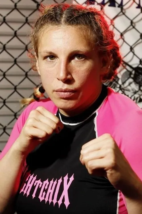 David Bowers ha trabajado con Amanda Lucas en 2 ocasiones