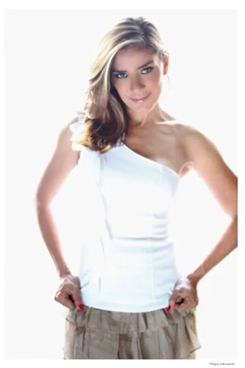 Amara Villafuerte — personaje: Marcia