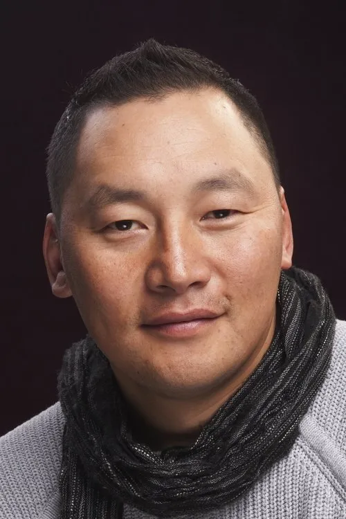 Amarsaikhan Baljinnyam interpretando a