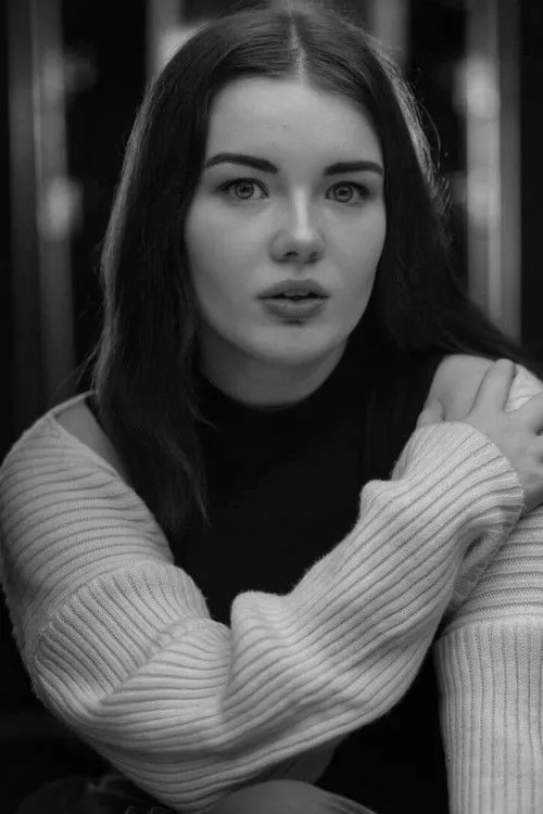 George Williams ha trabajado con Amba McKenna en 1 ocasiones