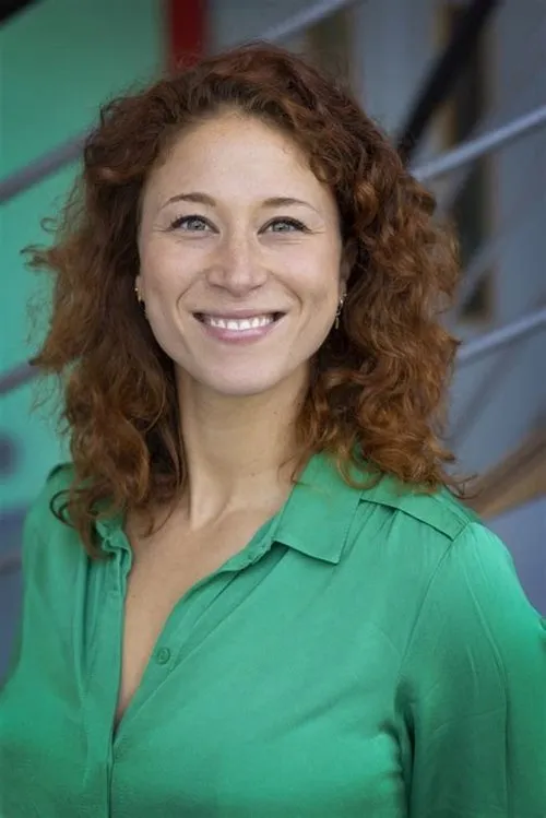 Amber Kortzorg — personaje: Self