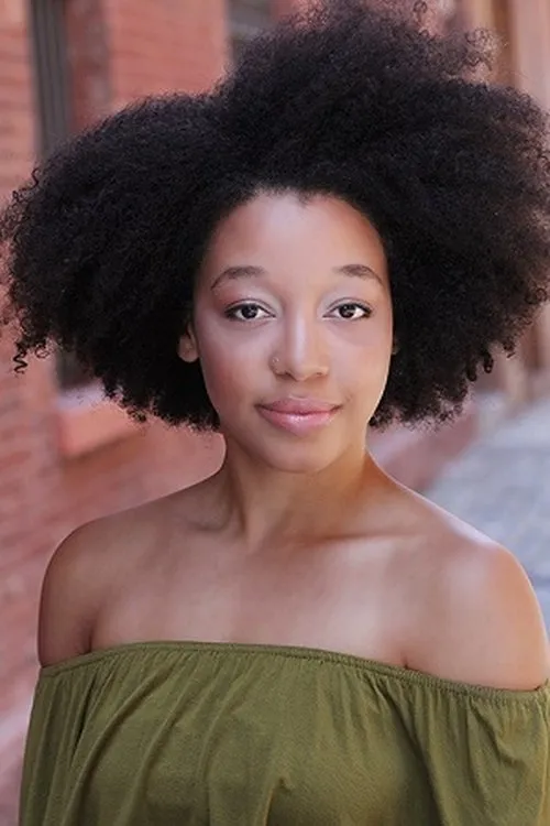 Amber Reauchean Williams interpretando a Debbie