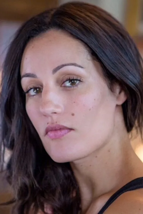 Ambre Larrazet interpretando a 