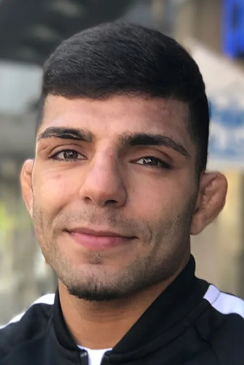 Dan Edwards ha trabajado con Amir Albazi en 1 ocasiones