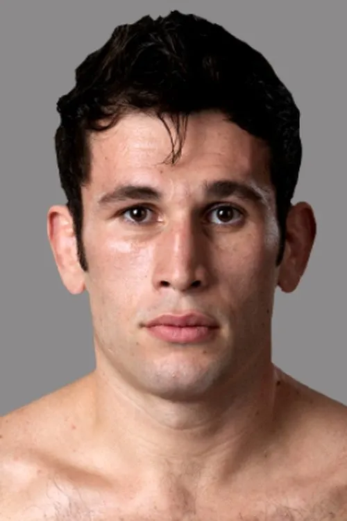 John Hathaway ha trabajado con Amir Sadollah en 3 ocasiones