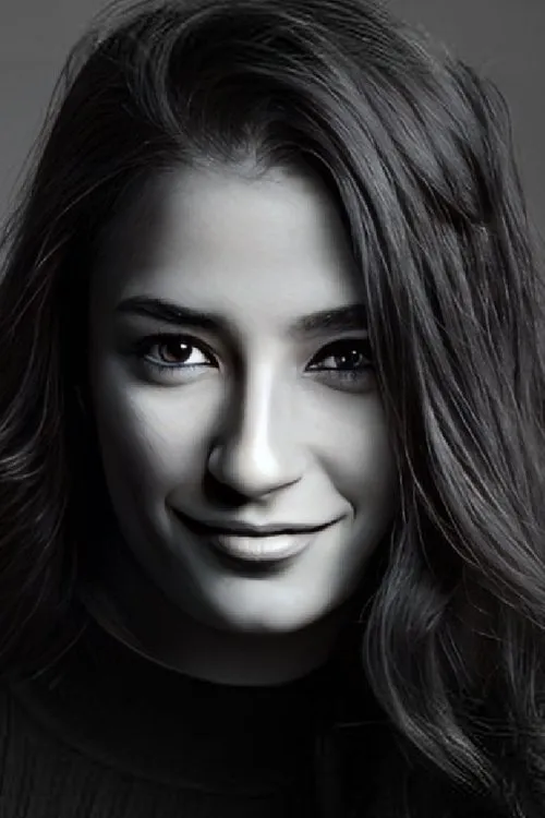 Amira Adeeb — personaje: Salma