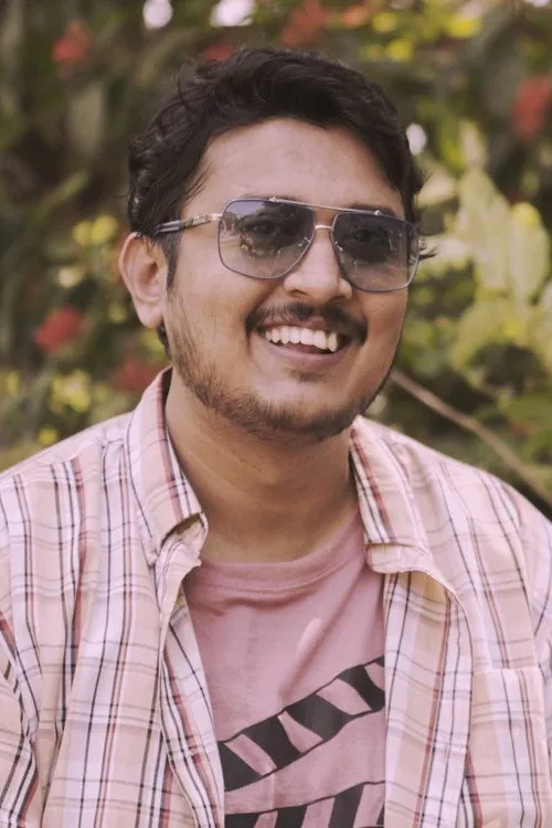 Amit Rudra — personaje: Uttam Kumar