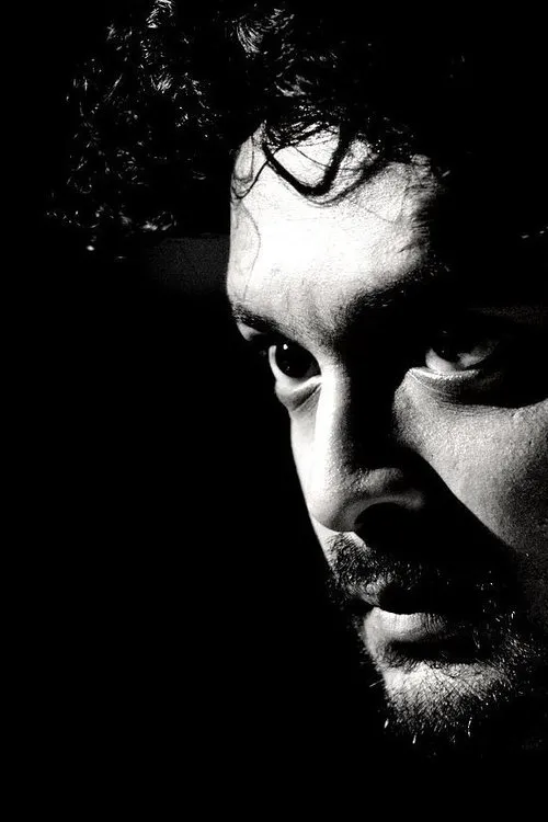 Partha Sarathi Ray ha trabajado con Amlan Das en 1 ocasiones