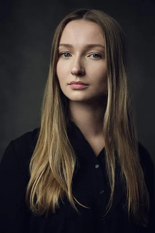 Lucas Button ha trabajado con Amy McPherson en 1 ocasiones