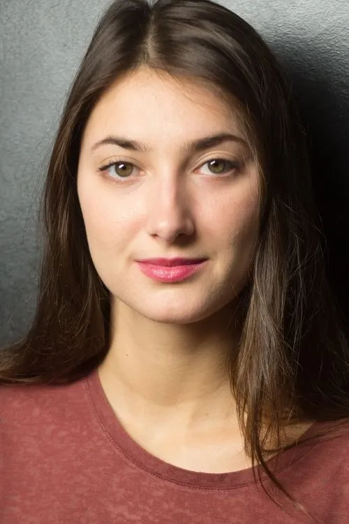 Ana Blagojević interpretando a Héléna