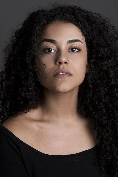 Ana Valentim — personaje: Cindy