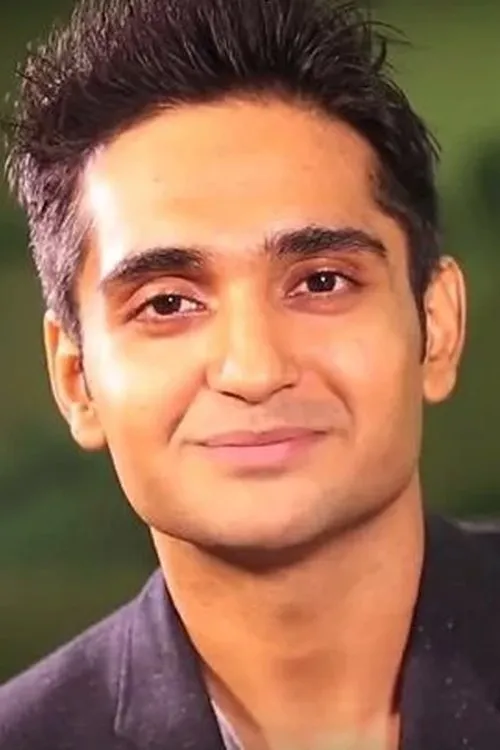 Anant Vidhaat Sharma — personaje: Mohan