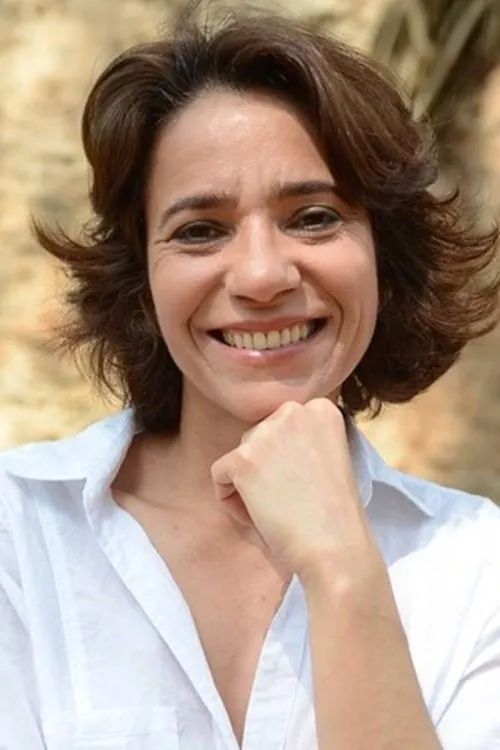 Anastácia Custódio interpretando a Madre de Blanca