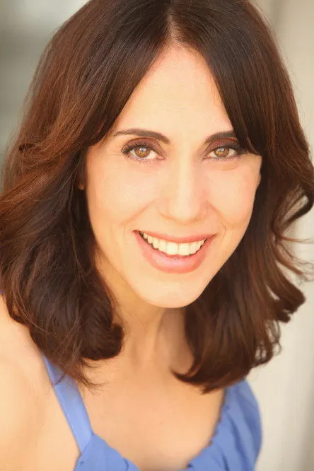 Kathleen Roll ha trabajado con Anastasia Basil en 1 ocasiones