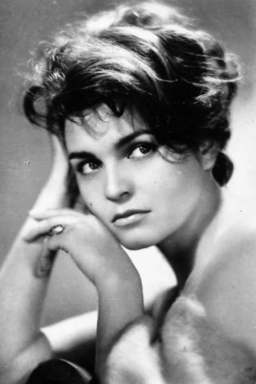 Anastasiya Bakardzhieva interpretando a Kalinka