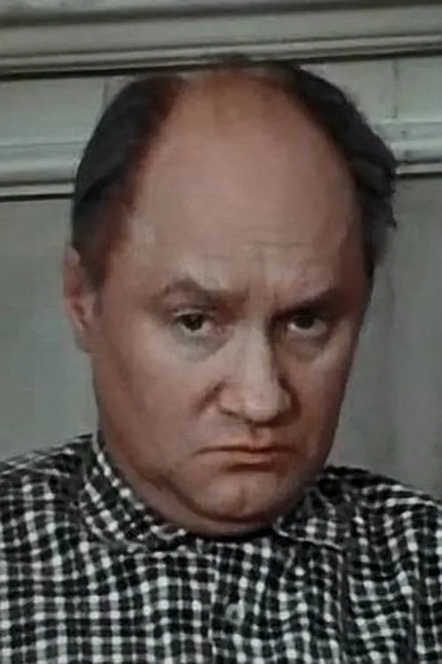 Анатолий Баранцев interpretando a 