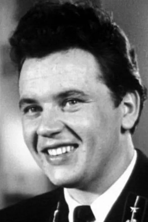 Анатолий Игнатьев interpretando a Troshkin