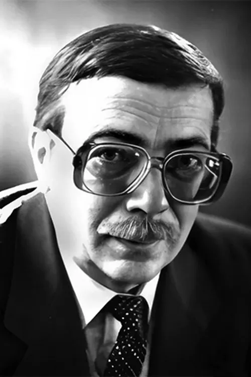 Анатолий Пустохин interpretando a ??????, ??????? ?????????????