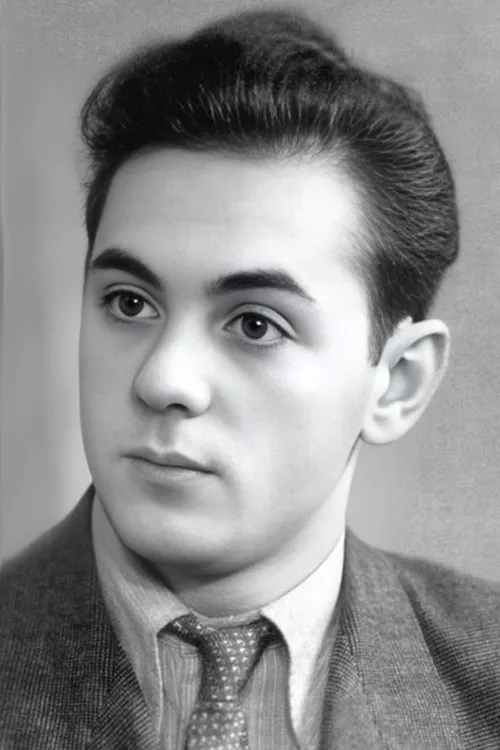 ????? ??????? ha trabajado con Анатолий Равикович en 2 ocasiones