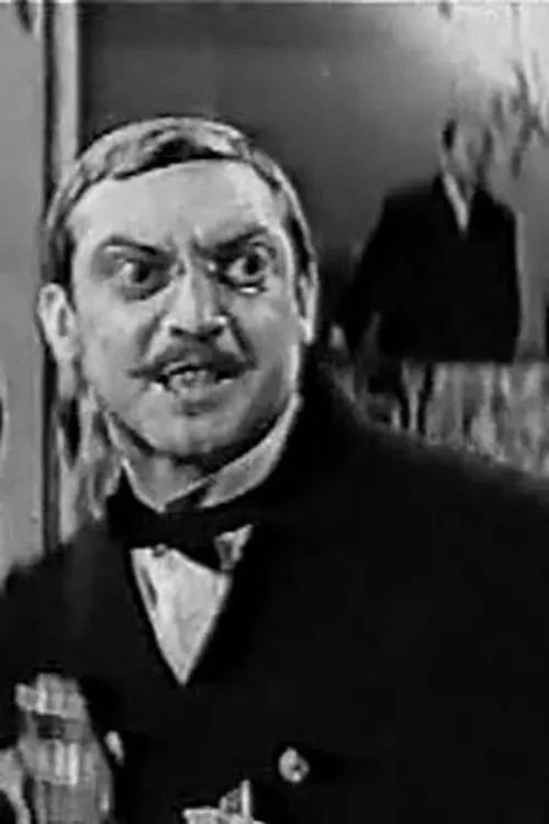 Anatoliy Ivanov interpretando a 