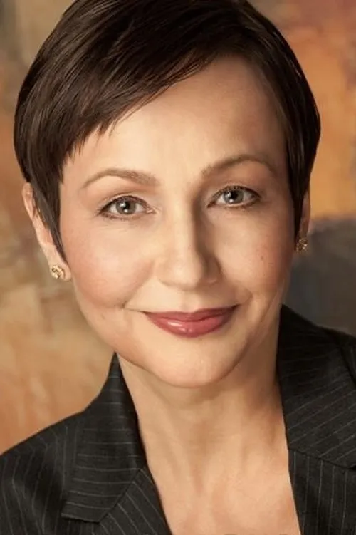 Anda Onesa interpretando a Self