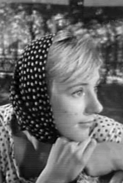 Anda Zaice interpretando a