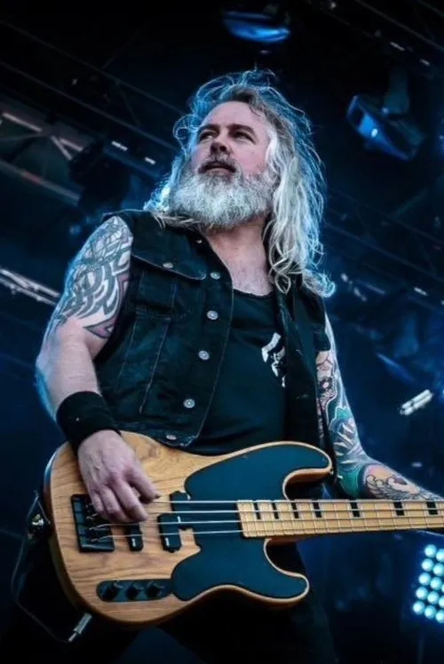 Roger Öjersson ha trabajado con Anders Iwers en 1 ocasiones