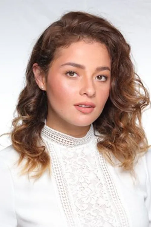 Andi Eigenmann — personaje: Veronica Salvacion