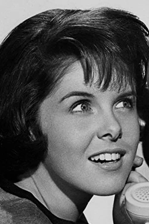 Andi Garrett interpretando a Libby