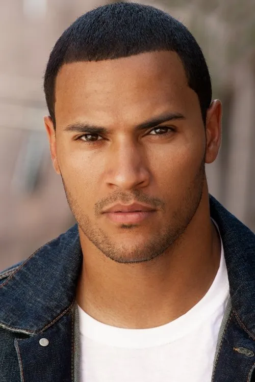 Andre Hall — personaje: Danny