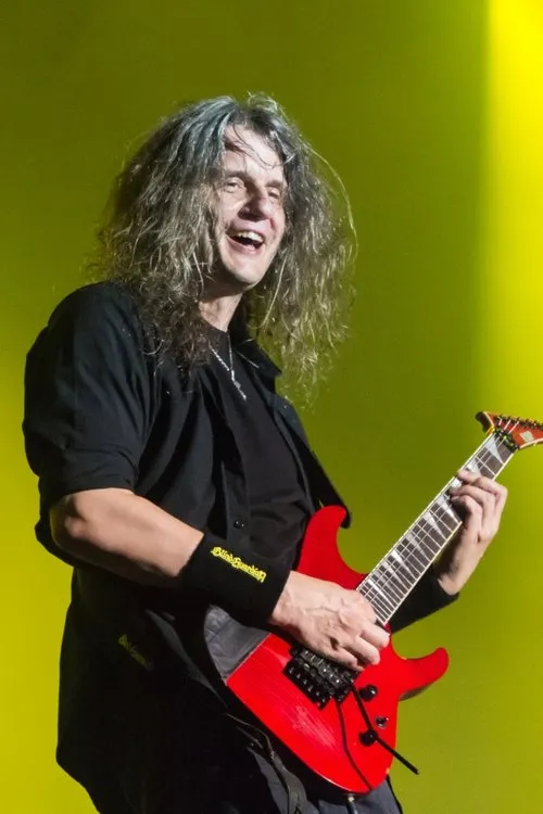 Hansi Kürsch ha trabajado con André Olbrich en 5 ocasiones