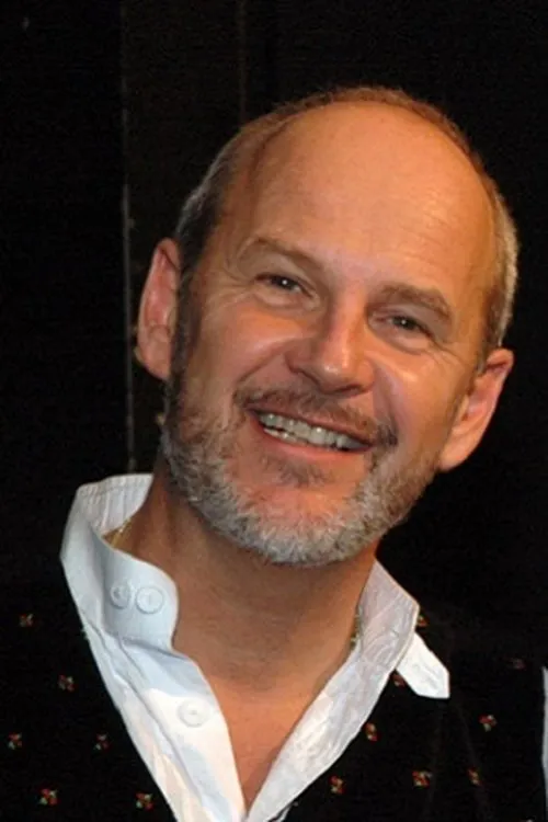 Andreas Borcherding interpretando a Rainer Klotz