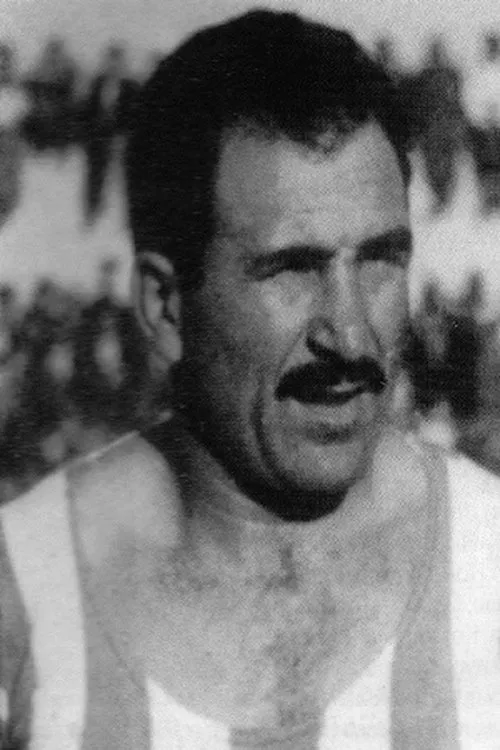 ?a???? ?afe??t?? ha trabajado con Andreas Mouratis en 1 ocasiones