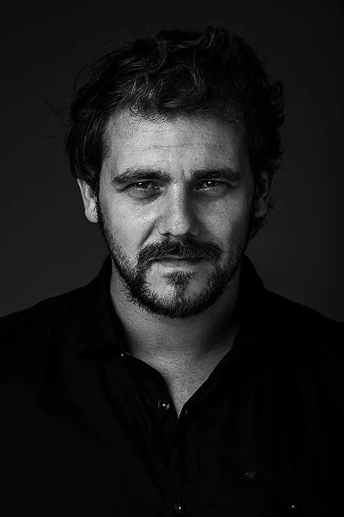 Andrei Ciopec interpretando a 