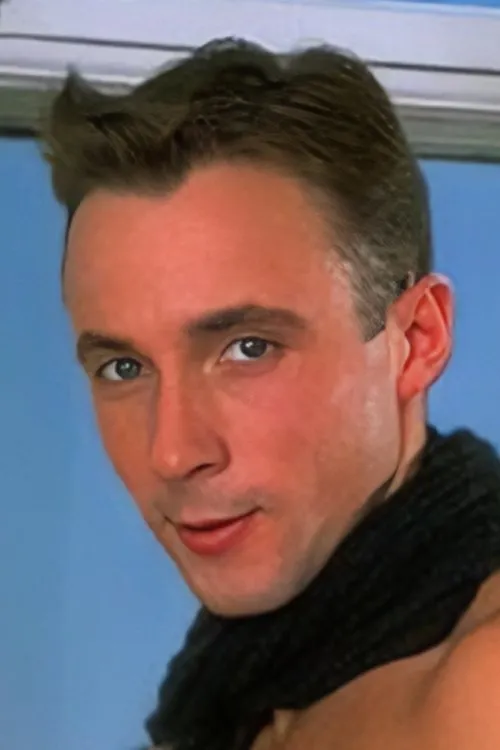 Andrei Nemoff interpretando a (credited as Kirill Veronkov)