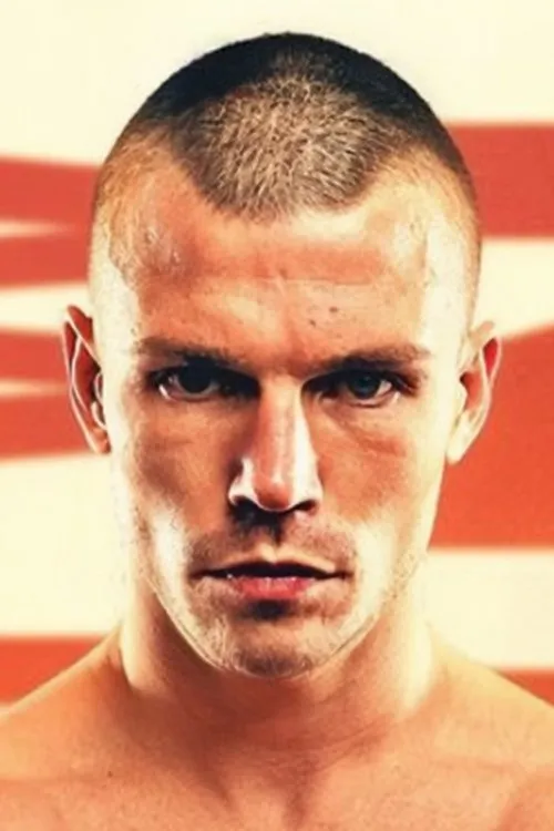 Owen Cooper ha trabajado con Andrew Cain en 2 ocasiones