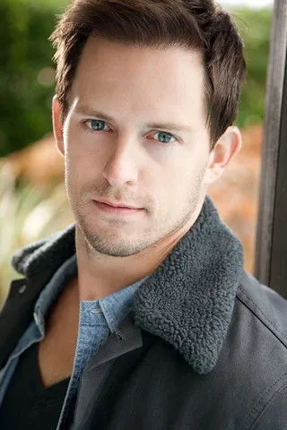 Tony Vincent ha trabajado con Andrew Call en 1 ocasiones