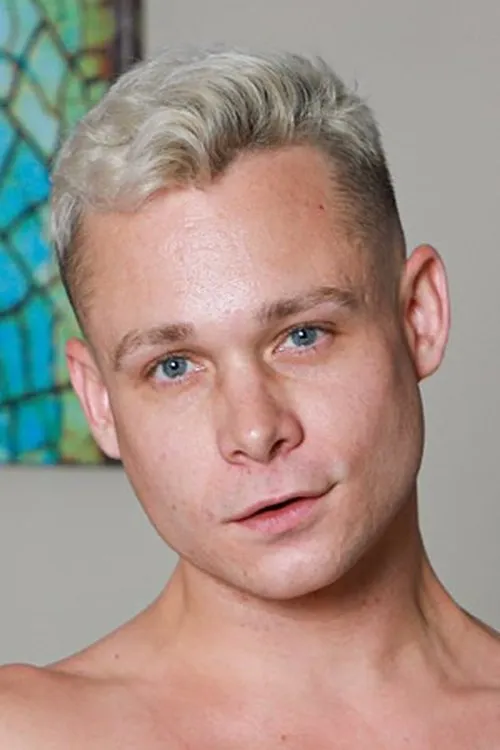 Andrew Connor interpretando a 