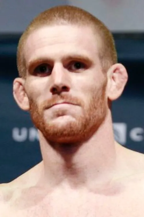 Andrew Holbrook interpretando a Self