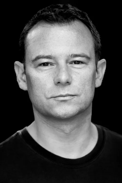 Cliff Howells ha trabajado con Andrew Lancel en 1 ocasiones